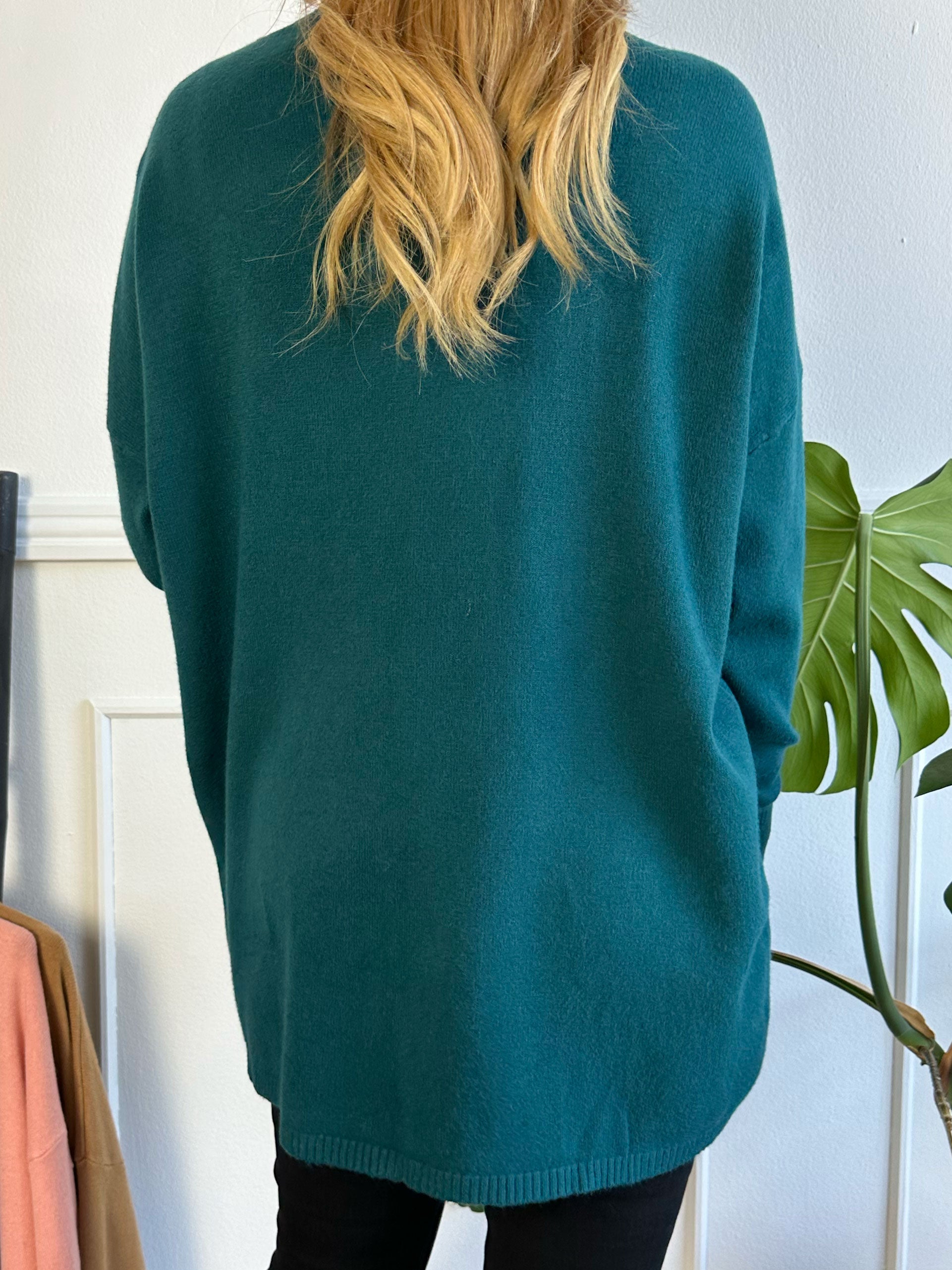 Amora - Lang blød strikbluse